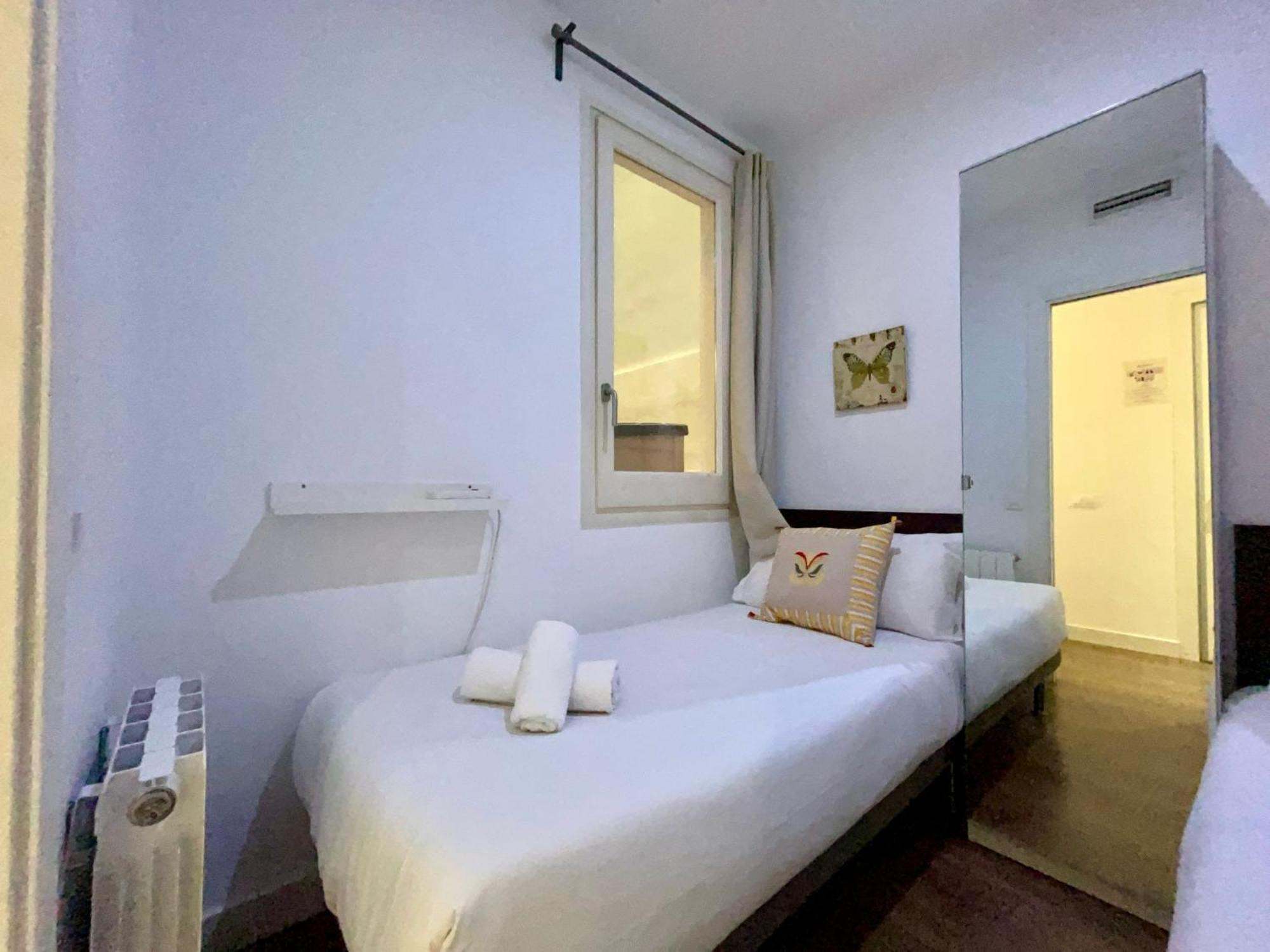 Tucson Suites II Барселона Экстерьер фото