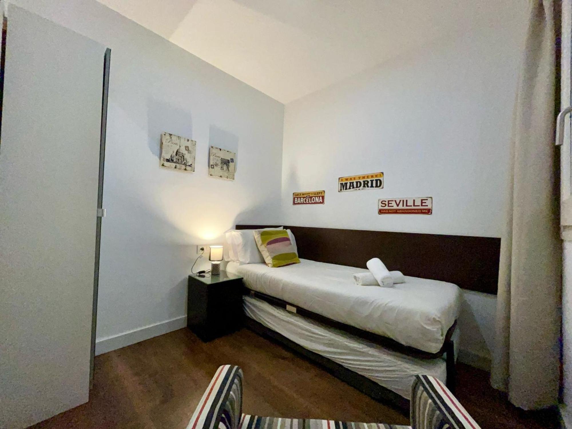 Tucson Suites II Барселона Экстерьер фото