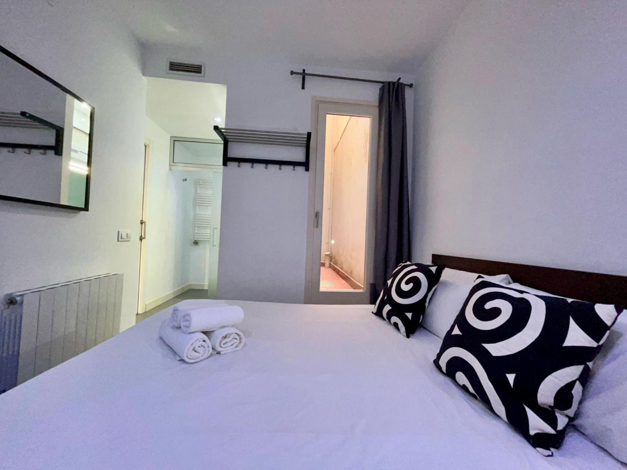 Tucson Suites II Барселона Экстерьер фото