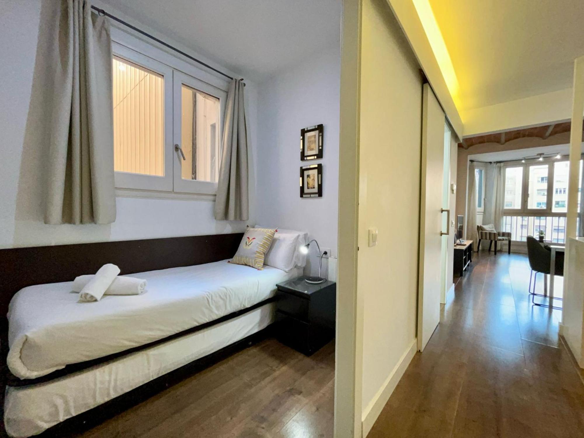 Tucson Suites II Барселона Экстерьер фото