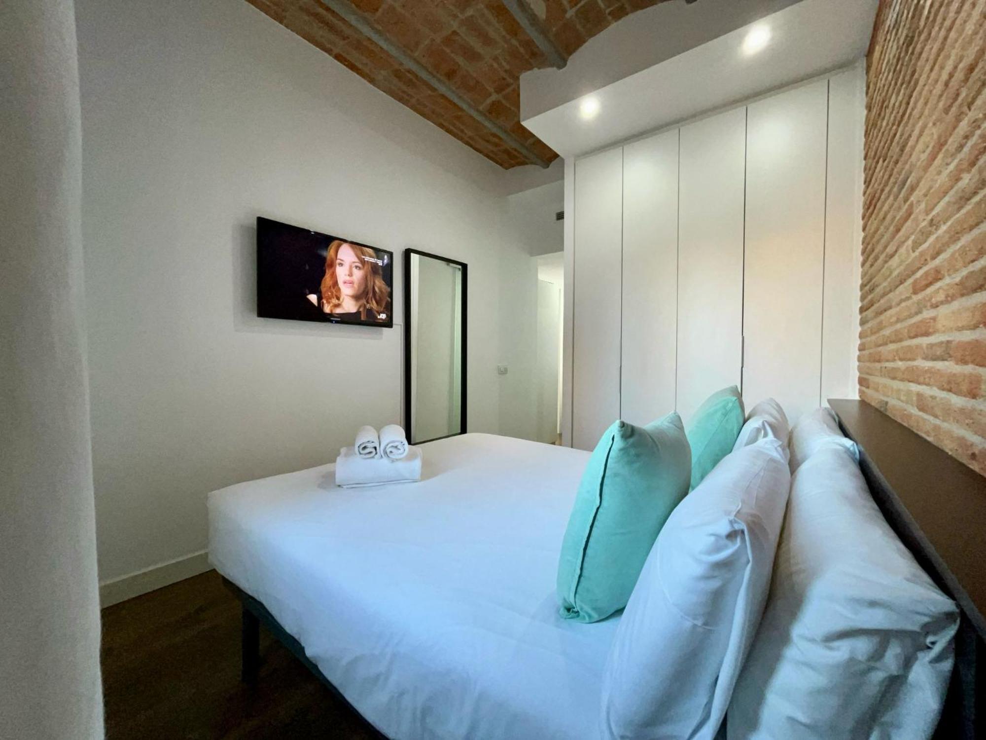 Tucson Suites II Барселона Экстерьер фото