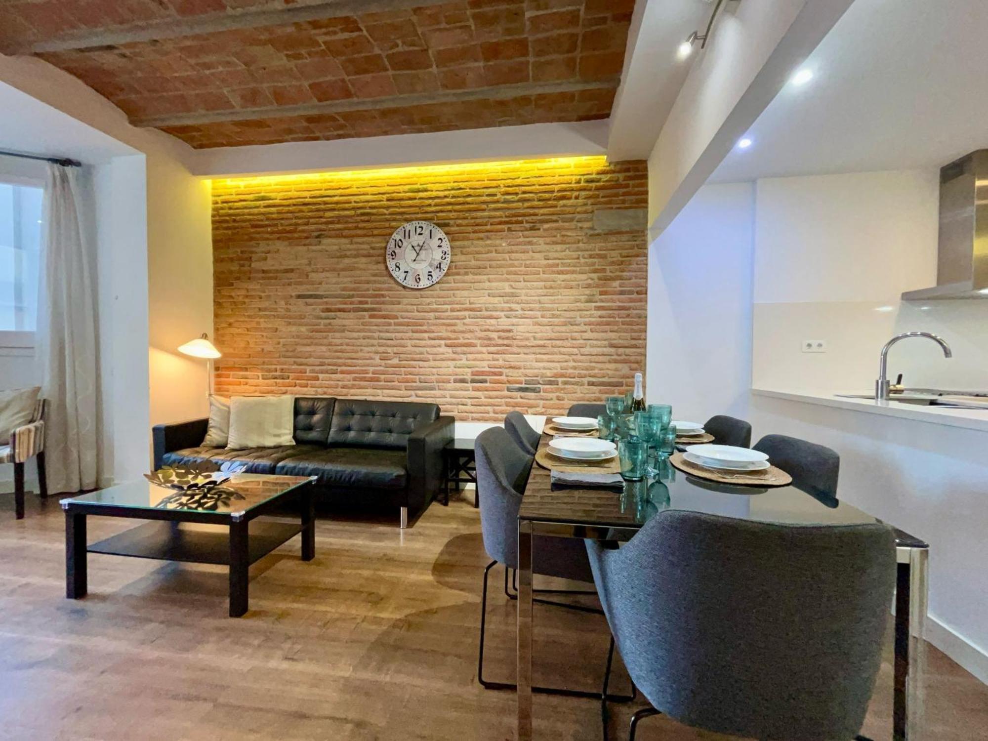 Tucson Suites II Барселона Экстерьер фото